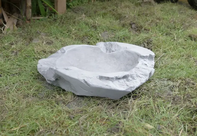 Artikelbild 5 des Artikels “Teakholz Schale 1, 33cm Länge | Steinguss “